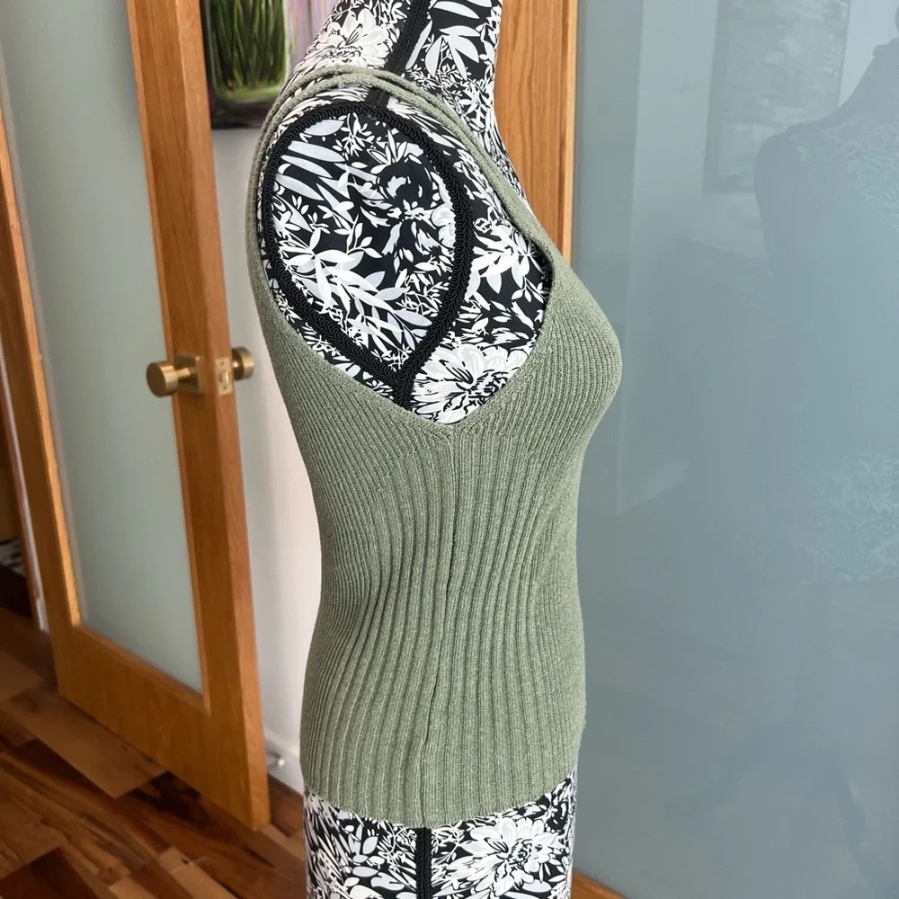 Pilcro Olive Ribbed Tank Top - Picture 2 of 4